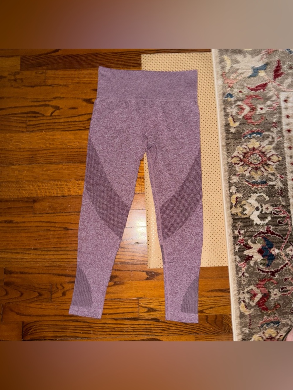 Purple Seamless Women’s Leggings - L
